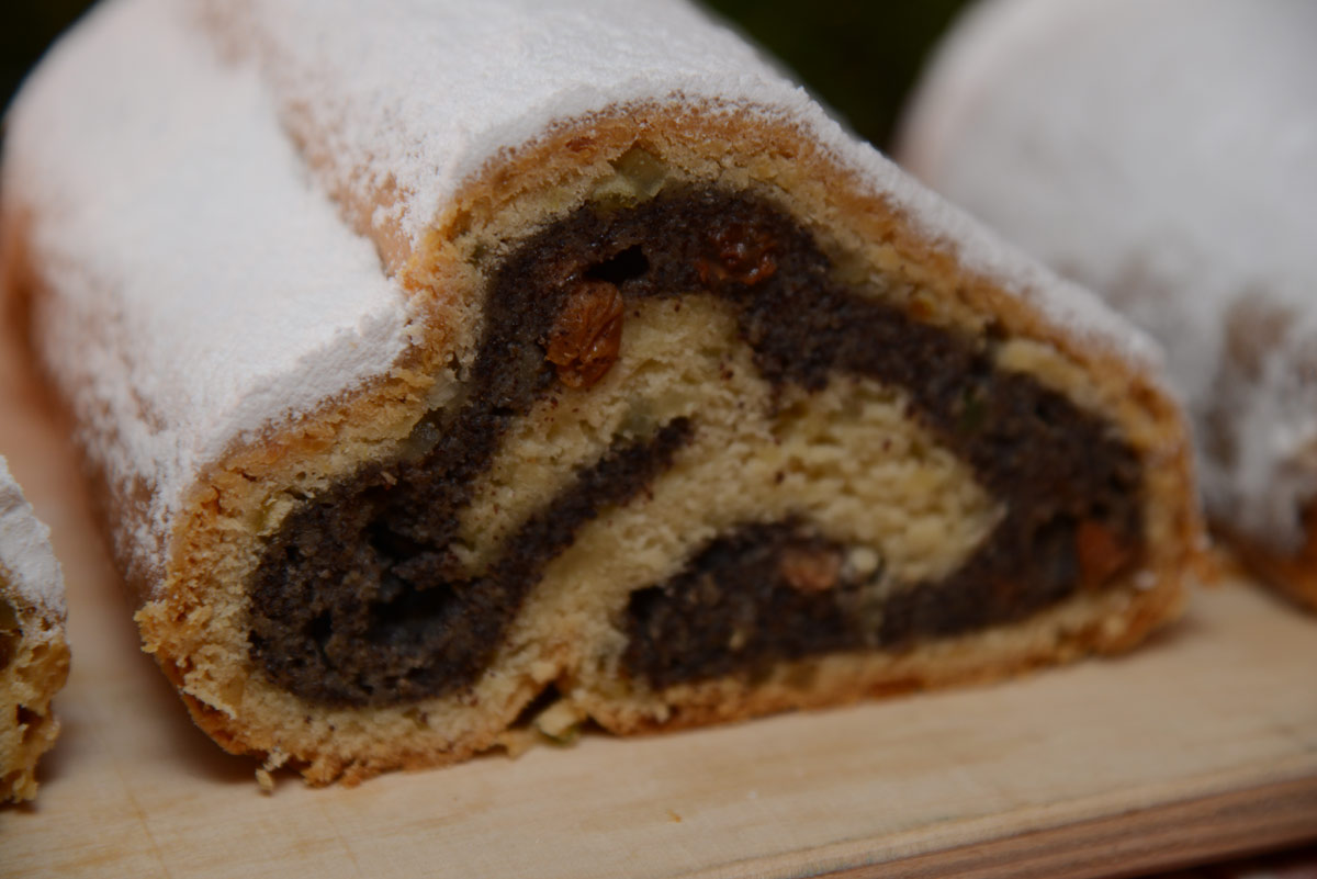 Mohnstollen mit Butter Mandel Stollenteig – Shop Bäckerei Bräunig